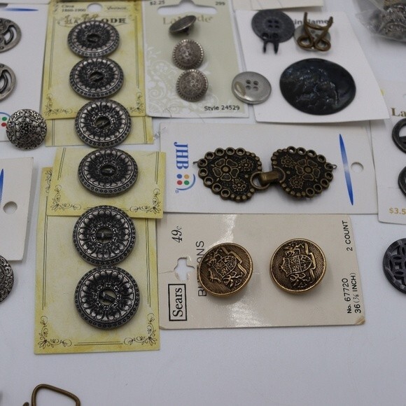 Huge Metallic Button Lot Hooks Clasps & Buttons - Picture 6 of 13